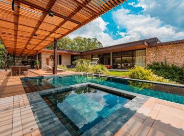Casa de 4 quartos, Barueri · Residencial Tamboré 01