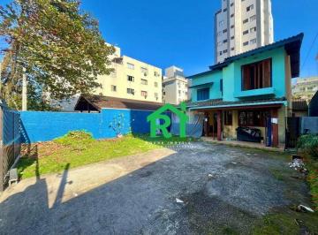 b05a91248dfd86fb6f3ee7d03852ad9ff87d37d8 · Casa na Praia das Astúrias I 3 Quartos (1 Suíte) I 4 Vagas I Rocha Imóveis Guarujá.