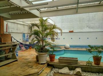 Casa · 400m² · 3 Quartos · 7 Vagas · Casa alto padrão com 3 suítes, churrasqueira e piscina no Jardim da Saúde.