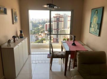 Apartamento · 80m² · 3 Quartos · 2 Vagas · Lindo apartamento, reformado, lazer completo, com 2 vagas no subsolo.