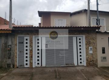 Casa de 3 quartos, Poá · Sobrado 3 Dormitórios( 1 Suite) em Poá//SP