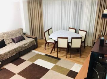 Apartamento , Balneário Camboriú · Amplo apartamento - Região Central - Próximo Igreja Santa Inês