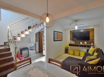 Casa de 5 quartos, Sobradinho · SOBRADINHO II, 5 QUARTOS, 1 SUÍTE, 2 VAGAS - CONDOMINIO VERSALES