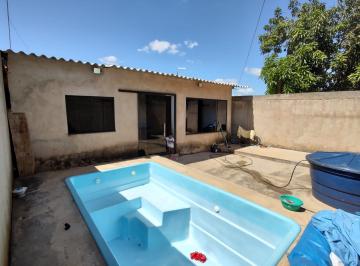 Casa de 3 quartos, Planaltina · Casa no Quintas 2 Primeira Rua C/Piscina