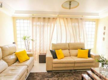 Casa · 220m² · 2 Vagas · Sobrado 3 suítes V. Mazzei