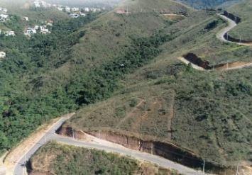 Terreno · 1012m² · Lote em condomínio, Vila Del Rey Anexo, Vila Del Rey, Nova Lima, R$1.100.000,00, à venda na TWA Inve