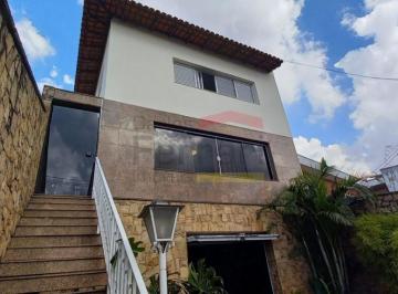 Casa · 246m² · 3 Quartos · 6 Vagas · Sobrado para venda proximo a Av. Conceição