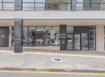 Comercial · 211m² · Loja comercial à venda na Avenida Paraná, 211 m²