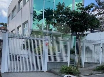 Área de Serviço · Prédio inteiro à venda em Cidade vargas - SP