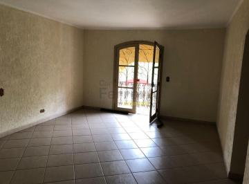 Casa · 651m² · 6 Quartos · 10 Vagas · Sobrado em estilo colonial, localização privilegiada, área militar e arborizada. 10 vagas cobertas.