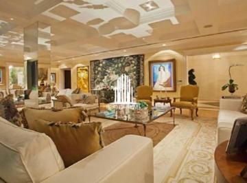 Apartamento · 2000m² · 7 Quartos · 14 Vagas · Cobertura Tríplex no arque Cidade Jardim - 2.000m² com 7 suítes e 14 vagas