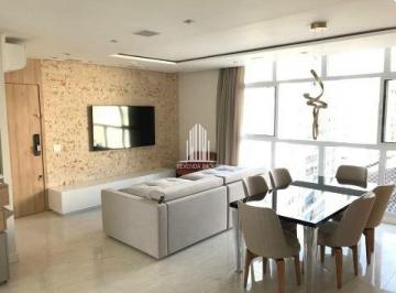 Apartamento · 110m² · 3 Quartos · 1 Vaga · APARTAMENTO TOTALMENTE REFORMADO COM 110 M2. ILUMINADO, SALA INTEGRADA COM COZINHA, 3 QUARTOS (1 SUÍ