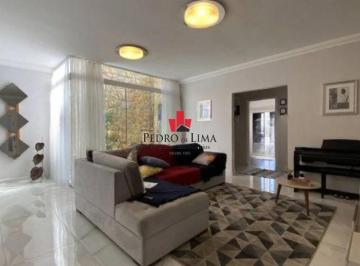 Comercial · 668m² · 3 Quartos · 10 Vagas · Casa comercial no Tatuapé com 3 quartos suítes, área gourmet e 10 vagas de garagem