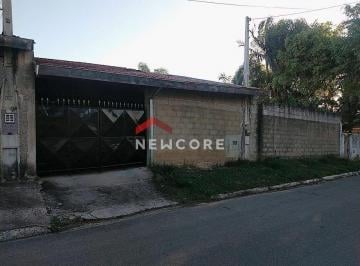 Casa · 1050m² · 2 Quartos · 2 Vagas · Casa em Rua Santa Paula - Chácara Canaã - Tremembé/SP