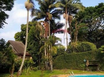 Casa · 550m² · 6 Quartos · 4 Vagas · Uma casa maravilhosa em uma ótima localização