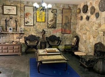 Casa · 326m² · 3 Quartos · 4 Vagas · Sobrado á venda no Jardim São Bento - 3 Quartos e 4 vagas de garagem