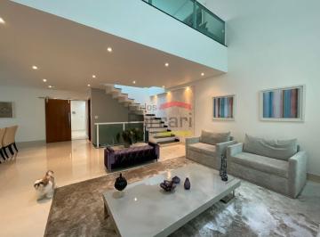 Casa · 356m² · 3 Quartos · 3 Vagas · Casa á venda no Tucuruvi - 3 Quartos/Suítes e 3 vagas de garagem.