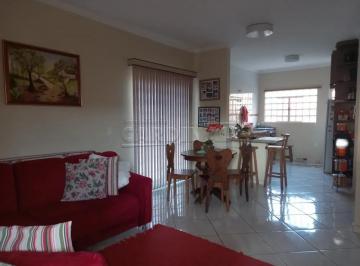 Sala / Cozinha · Imovel no Jardim Embare em São Carlos - SP
