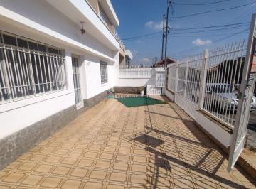 Comercial · 135m² · 4 Quartos · 5 Vagas · casa assobradada