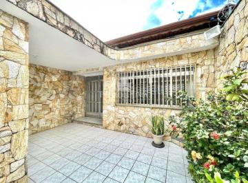 Casa · 125m² · 2 Quartos · 2 Vagas · Casa Térrea com 2 quartos sendo 1 suíte, 2 vagas e churrasqueira com 100m² no Tatuapé
