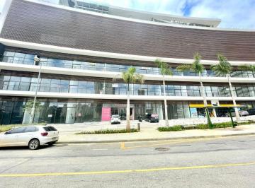 Comercial · 97m² · Loja comercial de 97 m² no Edifício Prisma