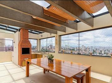 Imóveis-na-Vila-cobertura-Klabin-piscina-churrasqueira · Cobertura reformada, 240 metros, 4 vagas de garagem na Vila Mariana e próximo ao Metrô