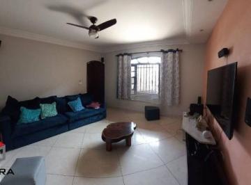 Casa · 226m² · 3 Quartos · 7 Vagas · Sobrado à venda 3 quartos 1 suíte 7 vagas Jordanópolis - São Bernardo do Campo - SP