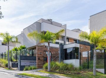 5533_ikRe2z7im5JXqL_553364638e8125cd9.jpg · Sobrado à venda com 3 suítes no bairro Santo Inácio em Curitiba
