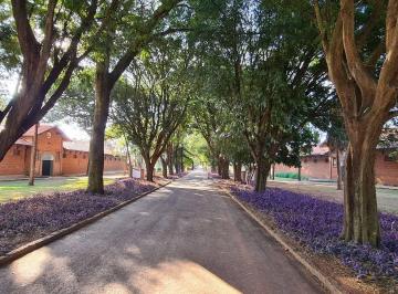 1d2605f9d02aaf4de40c24641d05987e0f363b54 · Terreno à venda no Residencial Haras Patente - Jaguariúna/SP