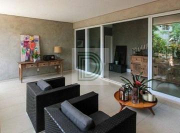 Casa · 456m² · 4 Quartos · 4 Vagas · Residência de Alto Padrão no Parque dos Príncipes - 4 Suítes, Piscina e 4 Vagas