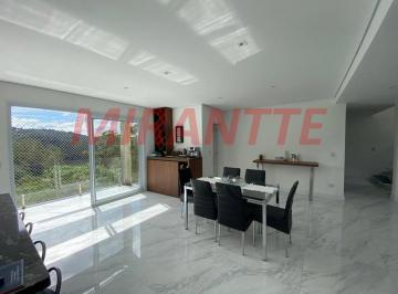 d5b2d44bf115fd89eb91b9f4e29e3094.jpg · Sobrado de 350m² com 3 quartos