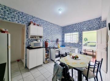 Casa · 210m² · 7 Quartos · 5 Vagas · Casa à venda, na Vila Moinho Velho, a 900 metros do metrô Sacomã