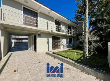 Casa · 240m² · 5 Quartos · 3 Vagas · Sobrado c/ Piscina à venda