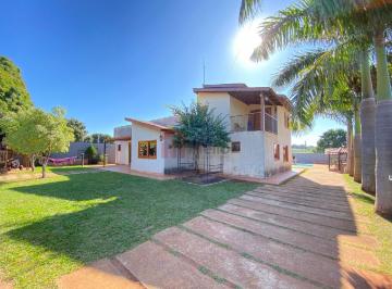 Foto 03 · Imperdível oportunidade: Casa à venda em Umuarama-PR, Zona I-a, com 3 quartos, 1 suíte, 3 salas, 3 b