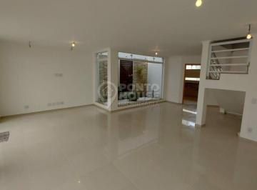 Casa · 240m² · 3 Quartos · 3 Vagas · Sobrado à venda no bairro Vila Gumercindo com 240m², 3 suítes e 3 vagas de garagem