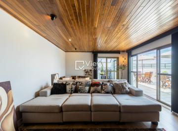 Apartamento · 214m² · 3 Quartos · 3 Vagas · Ensolarada e arejada cobertura em excelente locali