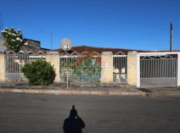 Casa · 229m² · 2 Quartos · Bairro: CPA II Valor: R$ 280.000,00