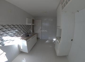 Apartamento de 3 quartos para venda no Ed. Volare na Pelinca - Campos dos Goytacazes, RJ · Apartamento reformado e nascente com 3 quartos
