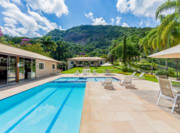 Casa · 669m² · 9 Quartos · 10 Vagas · Casa 9 quartos em Itaipava, Petrópolis.
