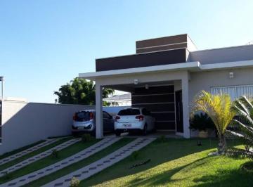 Casa · 210m² · 4 Quartos · 4 Vagas · Casa mobiliada com 4 quartos em Boituva (Haras Inga Mirim) – lazer completo