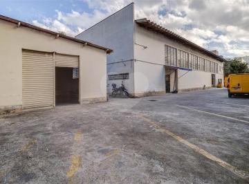 Comercial · 582m² · 20 Vagas · Galpão à venda em Santo amaro - SP