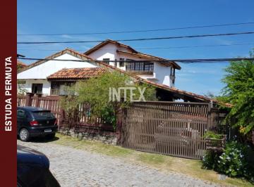 Foto 01 · Casa de luxo em condomínio: 7 quartos, 2 suítes, 410m² em Camboinhas, Niterói-RJ. Venha conferir!