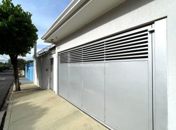 Casa · 264m² · 3 Quartos · 3 Vagas · Casa ampla à venda, 03 (três) dormitórios sendo 01 (um) suíte, e 03 (três) vagas de garagem, Birigüi