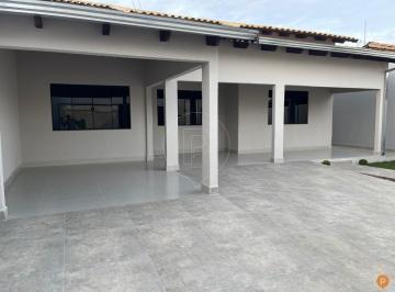 Casa de 3 quartos, Caldas Novas · Casa para venda localizada em Caldas Novas, GO.