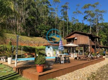 Rural · 2ha · 3 Quartos · 2 Vagas · Sítio em Meio a Natureza com Piscina e Terreno de 20.330m² à venda em São João Batista/SC