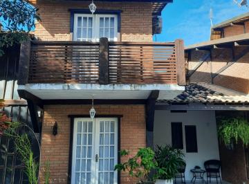 Casa de 3 quartos, São Pedro da Aldeia · Casa Duplex Condomínio c/ 3 Qtos. Praia Peró à Venda