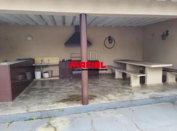 Comercial · 450m² · 1 Vaga · PONTO COMERCIAL + CASA GRANDE EM CIMA COM 3 AMPLOS DM E EDÍCULA