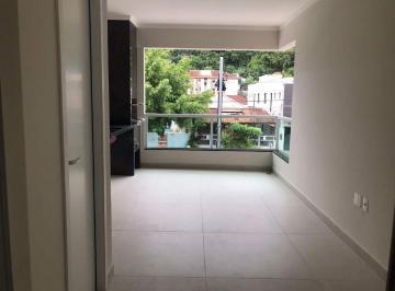Casa · 136m² · 3 Quartos · 2 Vagas · Sobreposta alta nova com 3 suítes e varanda gourmet no Marapé
