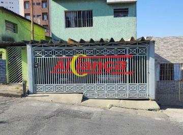 Casa · 180m² · 3 Quartos · 2 Vagas · IMÓVEL COM 3 CASAS