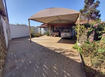 img0 · Casa Padrão em Araraquara